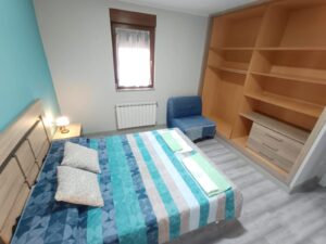 Habitación triple azúl
