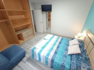 Habitación triple con baño
